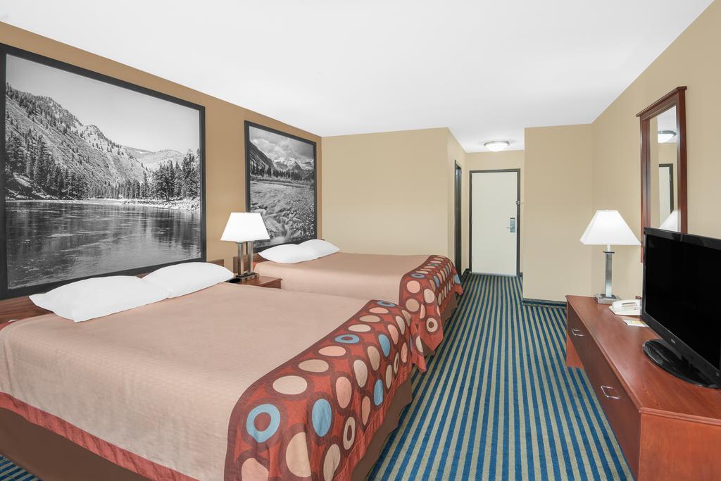 Super 8 By Wyndham Marshalltown Exterior foto
